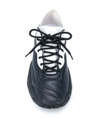 Мужские черно-белые кроссовки от Just Cavalli