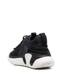 Мужские черно-белые кроссовки от Balmain