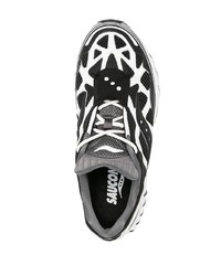 Мужские черно-белые кроссовки от Saucony