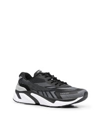 Мужские черно-белые кроссовки от Fila