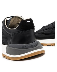 Мужские черно-белые кроссовки от Maison Margiela