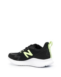 Мужские черно-белые кроссовки от New Balance