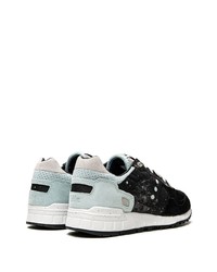 Мужские черно-белые кроссовки от Saucony