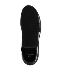 Мужские черно-белые кроссовки от Armani Exchange