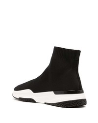 Мужские черно-белые кроссовки от Mallet