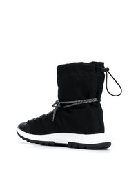 Мужские черно-белые кроссовки от Givenchy