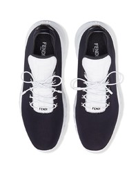 Мужские черно-белые кроссовки от Fendi