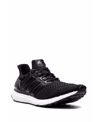 Мужские черно-белые кроссовки от adidas