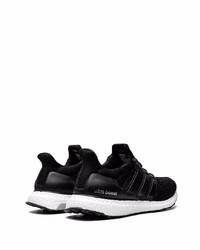 Мужские черно-белые кроссовки от adidas