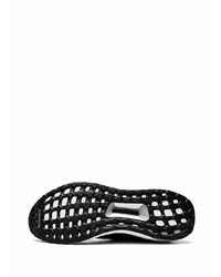 Мужские черно-белые кроссовки от adidas