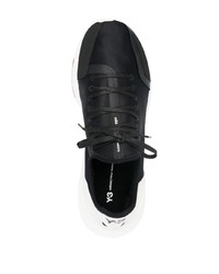 Мужские черно-белые кроссовки от Y-3