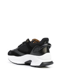 Мужские черно-белые кроссовки от Buscemi