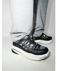 Мужские черно-белые кроссовки от White Mountaineering