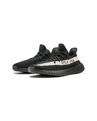 Мужские черно-белые кроссовки от adidas YEEZY