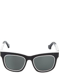 Женские черно-белые солнцезащитные очки от Balenciaga
