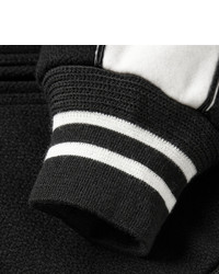 Мужской черно-белый бомбер от Sandro