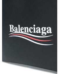 Черно-белый кожаный клатч с принтом от Balenciaga