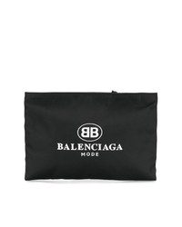 Мужской черно-белый кожаный мужской клатч с вышивкой от Balenciaga