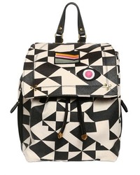 Черно-белый рюкзак с геометрическим рисунком
