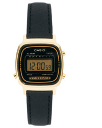 Женские черно-золотые кожаные часы от Casio
