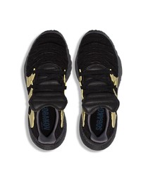 Мужские черно-золотые кроссовки от adidas