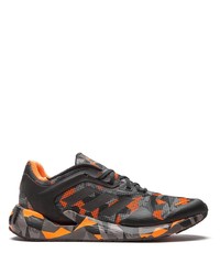 Мужские черно-оранжевые кроссовки от adidas