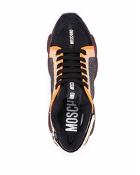 Мужские черно-оранжевые кроссовки от Moschino