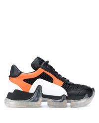 Мужские черно-оранжевые кроссовки от SWEA