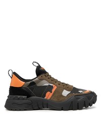 Мужские черно-оранжевые кроссовки от Valentino Garavani