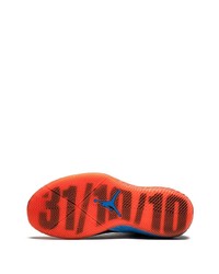 Мужские черно-оранжевые кроссовки от Jordan