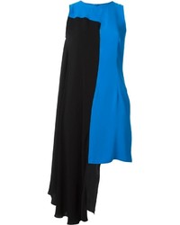 Черно-синее платье прямого кроя