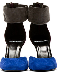 Черно-синие замшевые туфли от Pierre Hardy