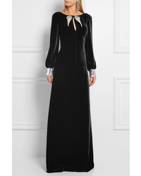 Черное бархатное вечернее платье с украшением от Roberto Cavalli