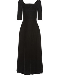 Черное бархатное платье-миди от Saint Laurent
