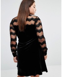 Черное бархатное платье с плиссированной юбкой от Junarose