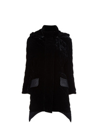 Женское черное бархатное стеганое пальто от Fendi