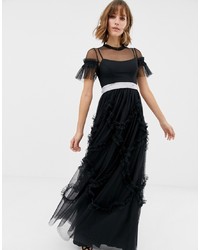 Черное вечернее платье из фатина от Needle & Thread