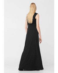 Черное вечернее платье от Mango