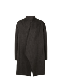 Черное длинное пальто в вертикальную полоску от Julius