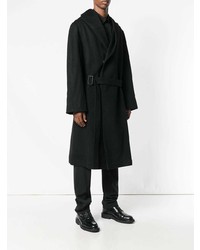 Черное длинное пальто от Yohji Yamamoto