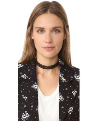 Черное колье от Lacey Ryan