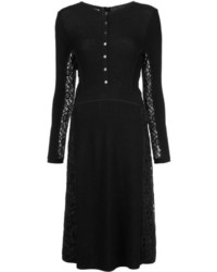 Черное кружевное вязаное платье