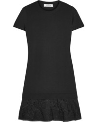 Черное кружевное вязаное платье от Valentino