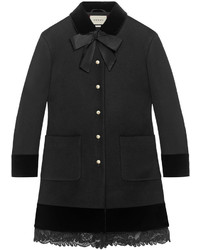 Женское черное кружевное пальто от Gucci