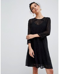 Черное кружевное платье прямого кроя от Y.a.s