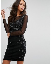 Черное кружевное платье с вышивкой от Lipsy