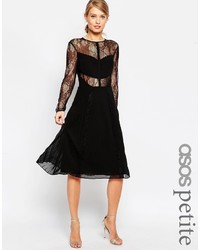 Черное кружевное платье с плиссированной юбкой от Asos