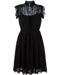 Черное кружевное платье с пышной юбкой от Blugirl