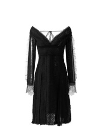 Черное кружевное платье с пышной юбкой от Ermanno Scervino