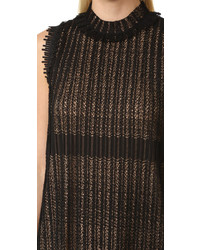 Черное кружевное платье от Alexis